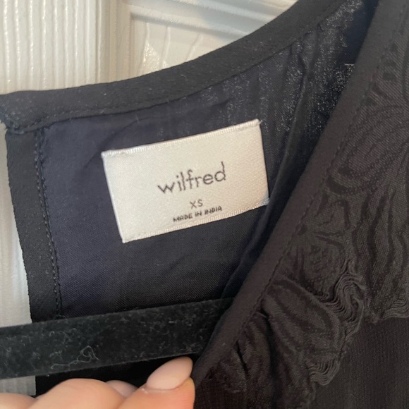 Aritzia Babydoll (Sidonie) Dress - Picture 4 of 6